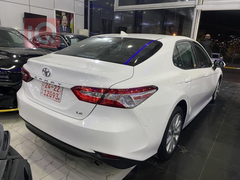 تۆیۆتا کامری